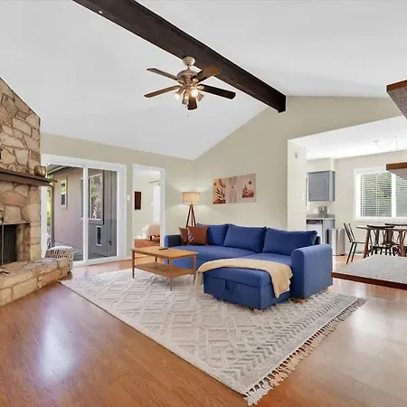 5 Bedroom 4 Bath Zilker Villa Big Yard In Zilker Barton Hills